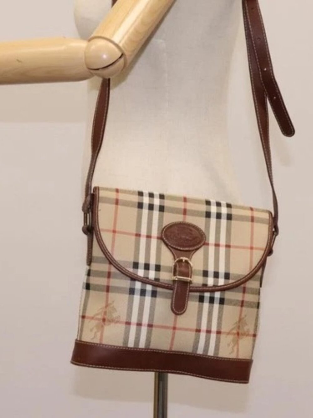 Burberrys Nova Check Shoulder Bag PVC Leather Beige Brown gold Auth BD093 - Picture 14 of 16